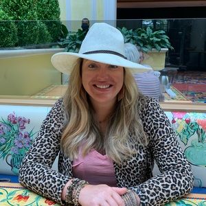 Meet your Posher, Corey